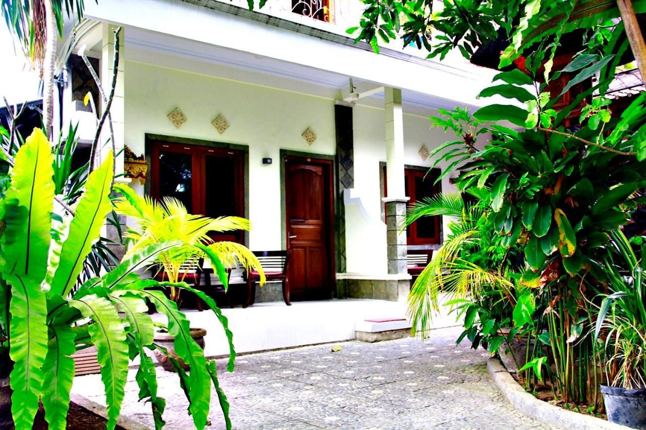 Nakula Guest House Kuta  Bagian luar foto