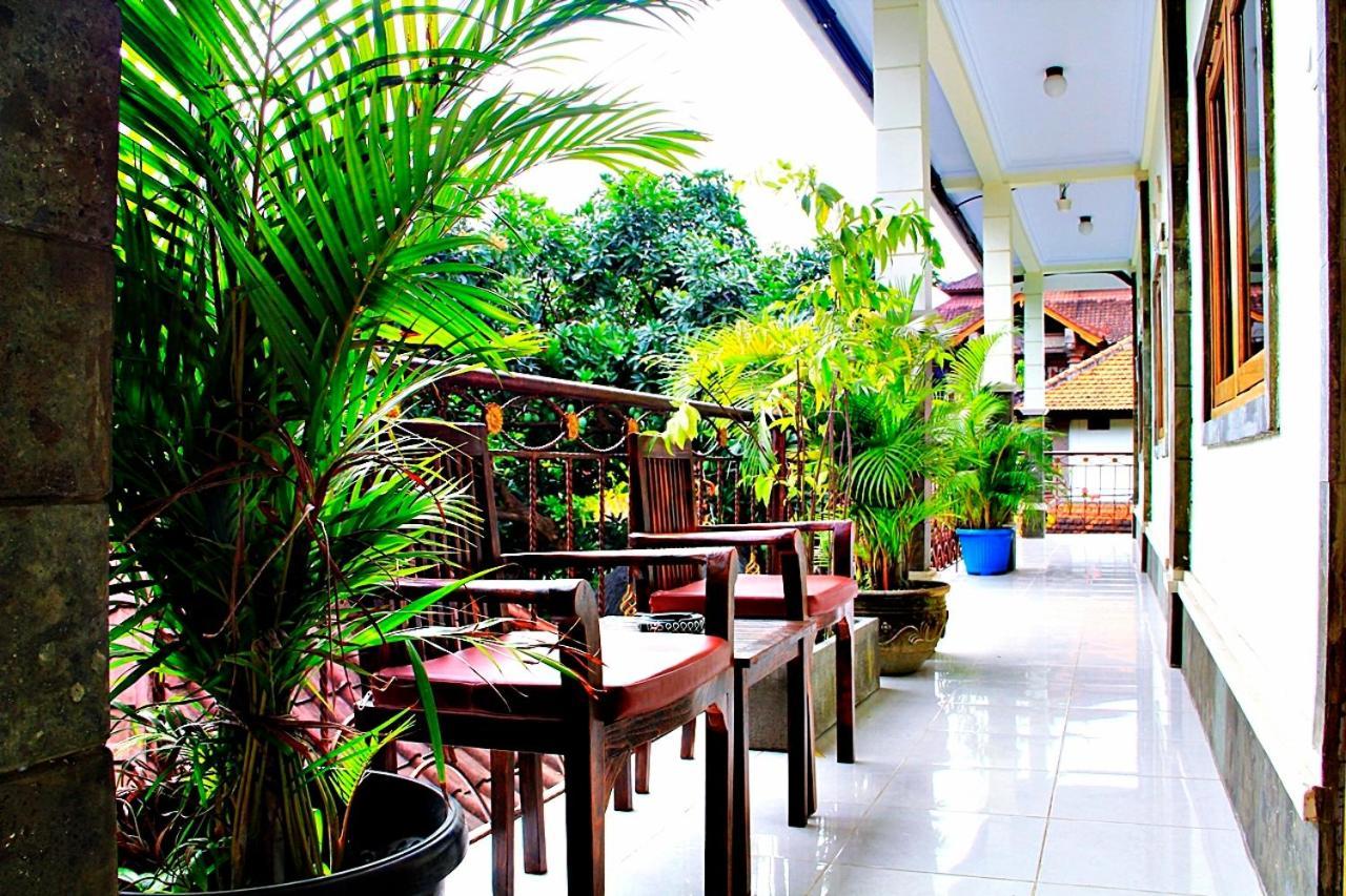 Nakula Guest House Kuta  Bagian luar foto